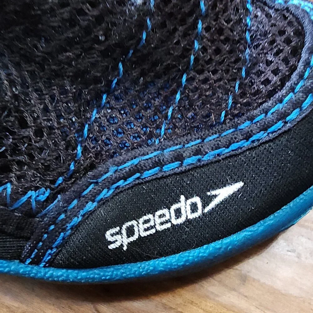 Speedo toddler Boys water shoes Size Small 5/6